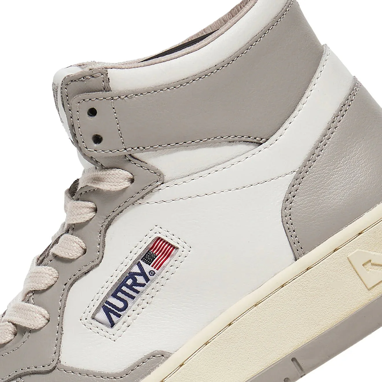 Autry Medalist Mid Trainers White / Vapour - Image 3