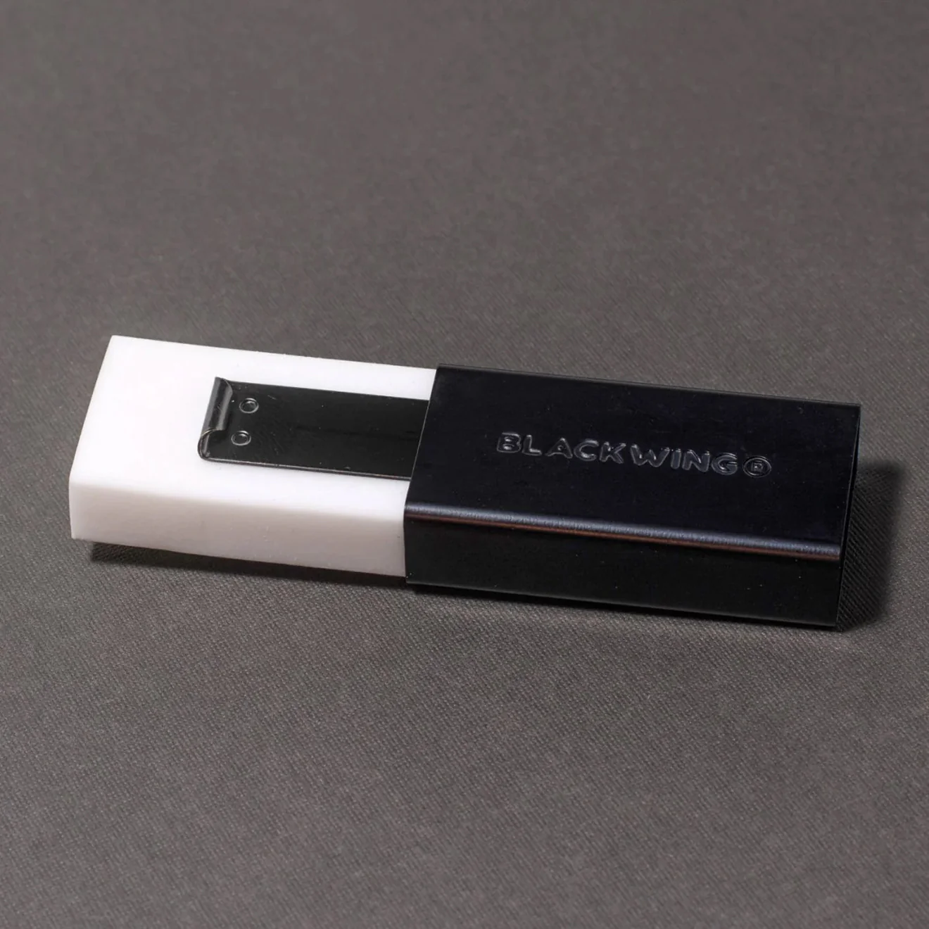 Blackwing Soft Handheld Eraser + Holder Black - Image 4