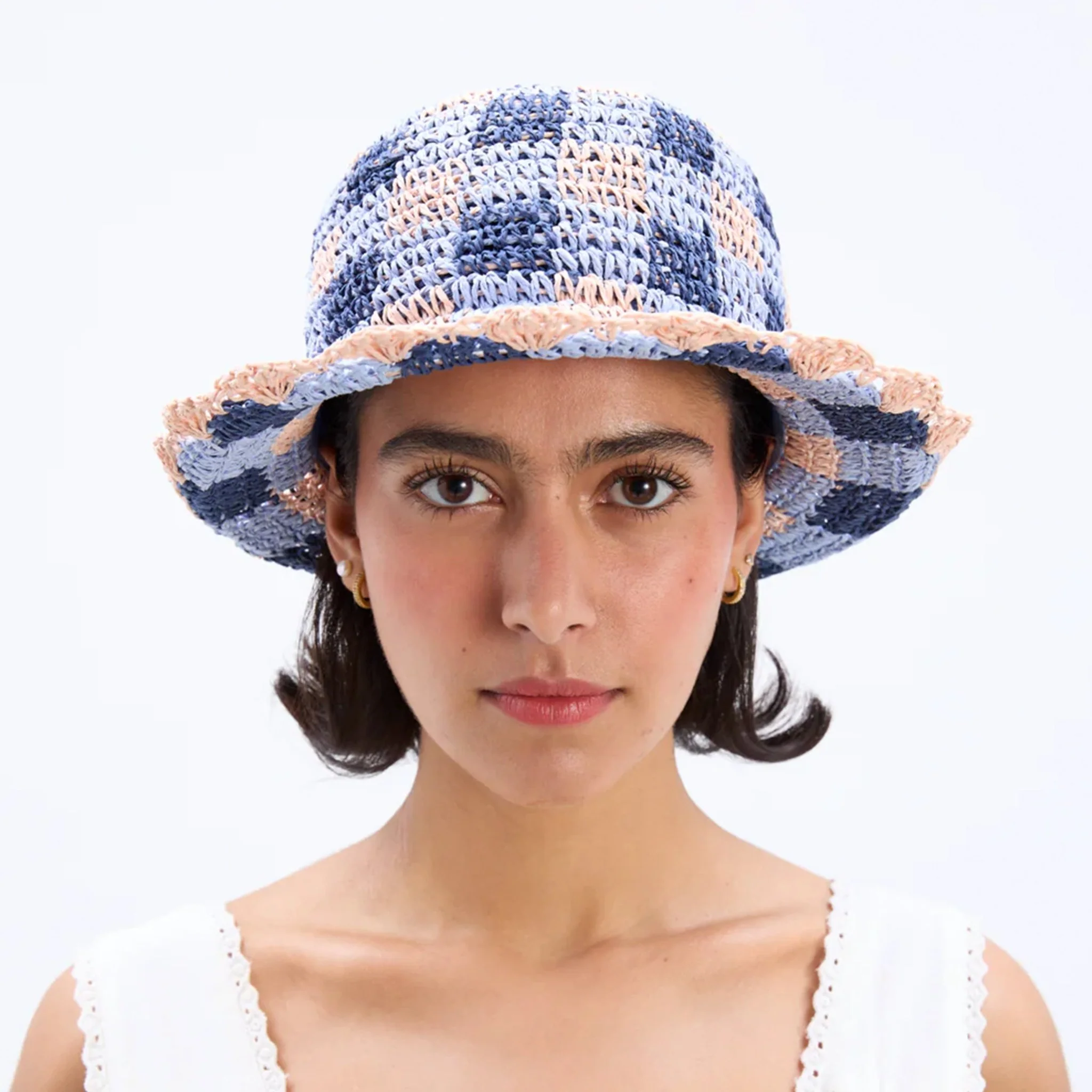 Damson Madder Gingham Straw Bucket Hat Navy & Pale Pink - Image 2