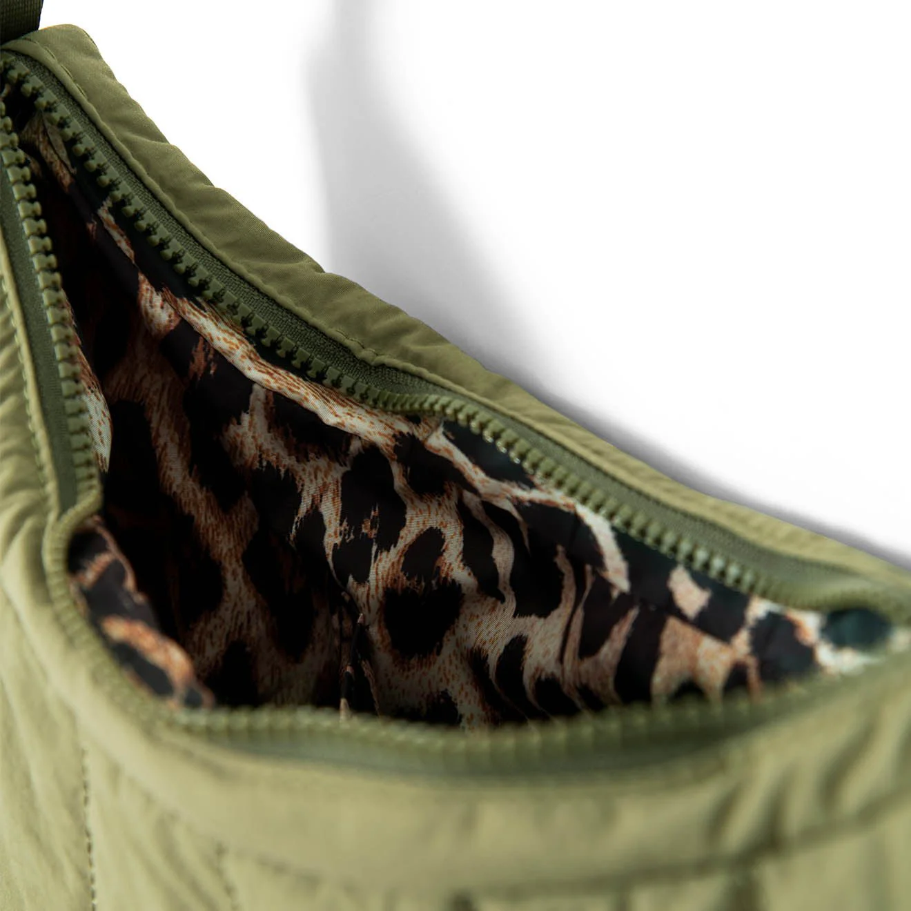 Damson Madder Saz Bag Khaki - Image 4