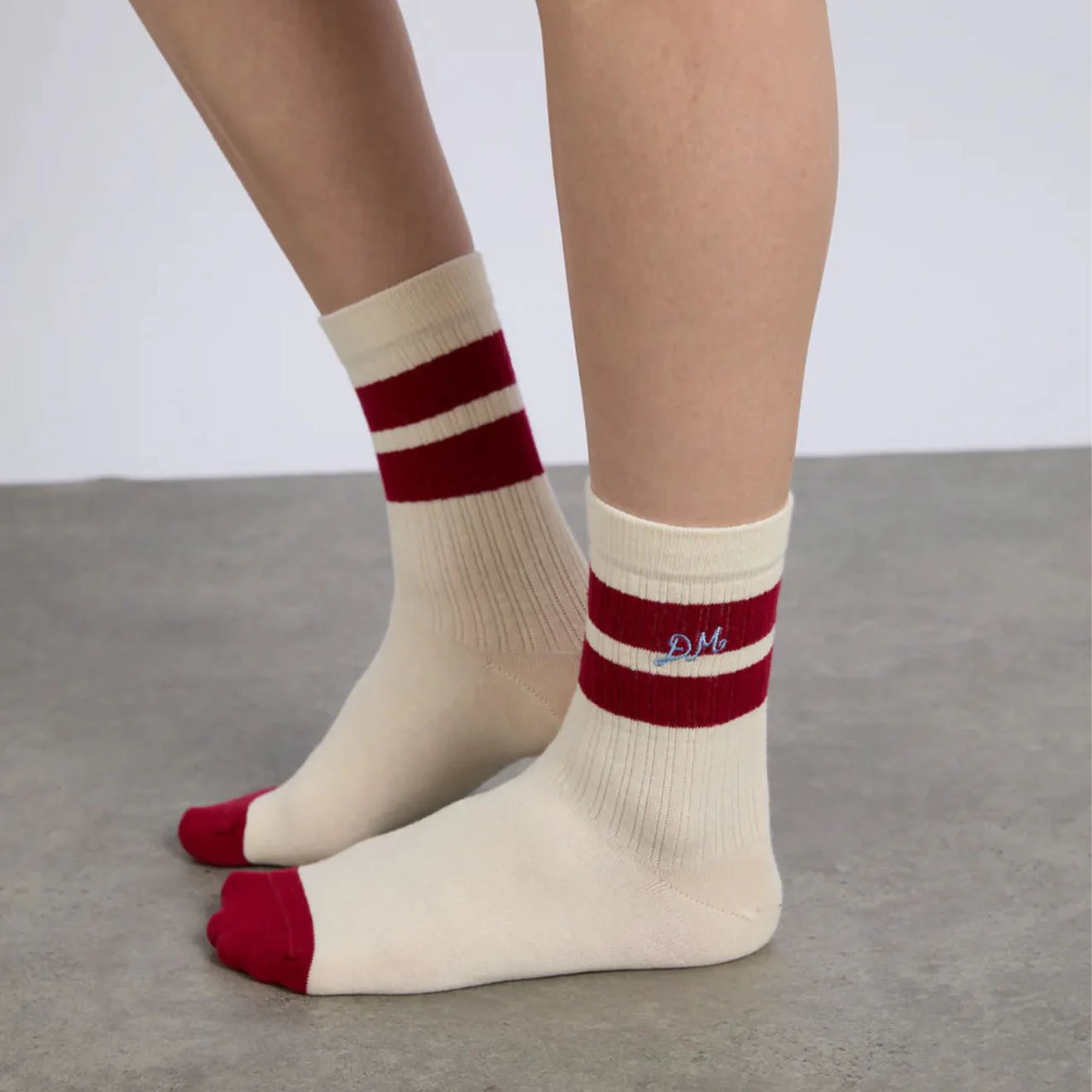 Damson Madder Sporty Calf Length Socks Cream With Red Stripe - Image 2
