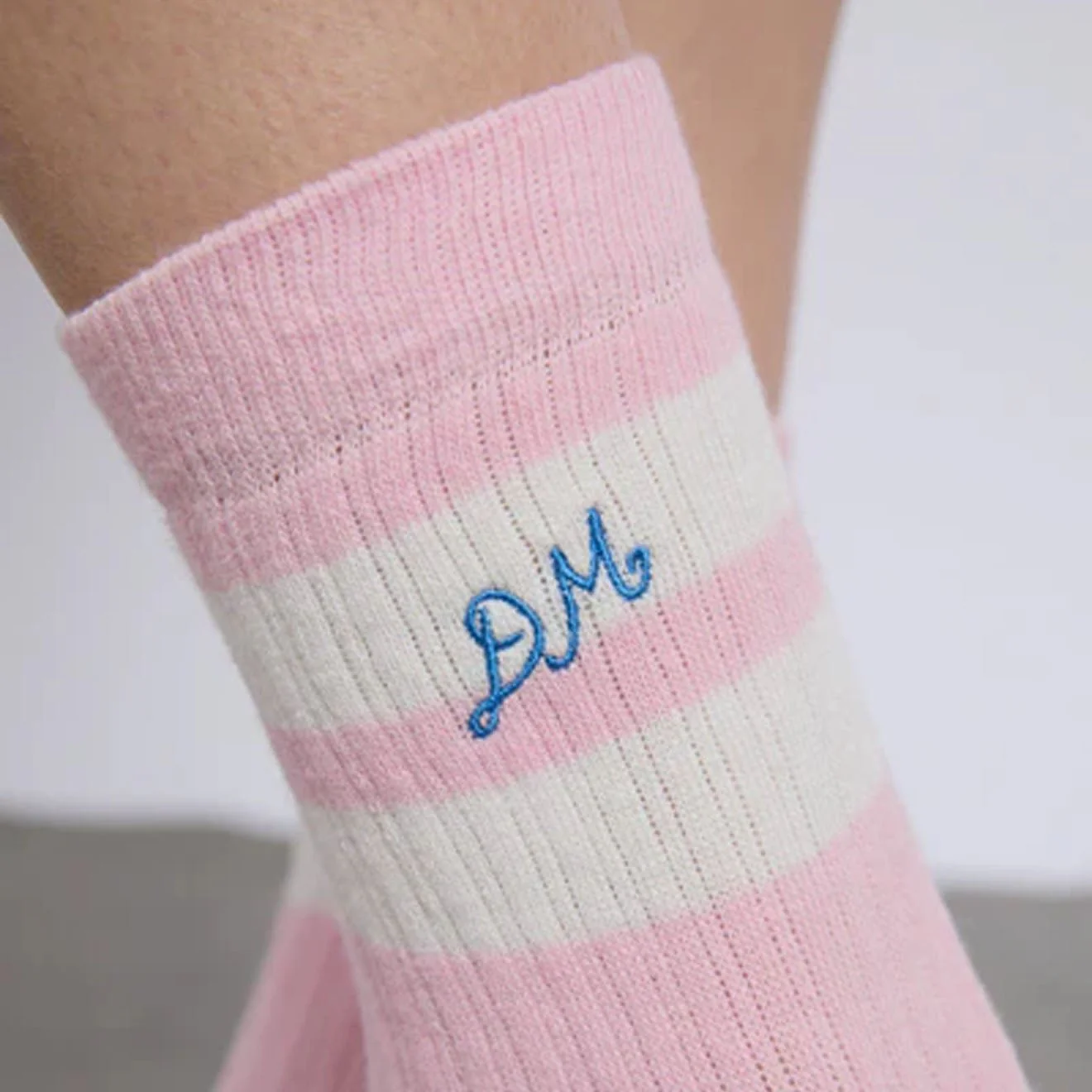 Damson Madder Sporty Calf Length Socks Pink With Ecru Stripe - Image 3