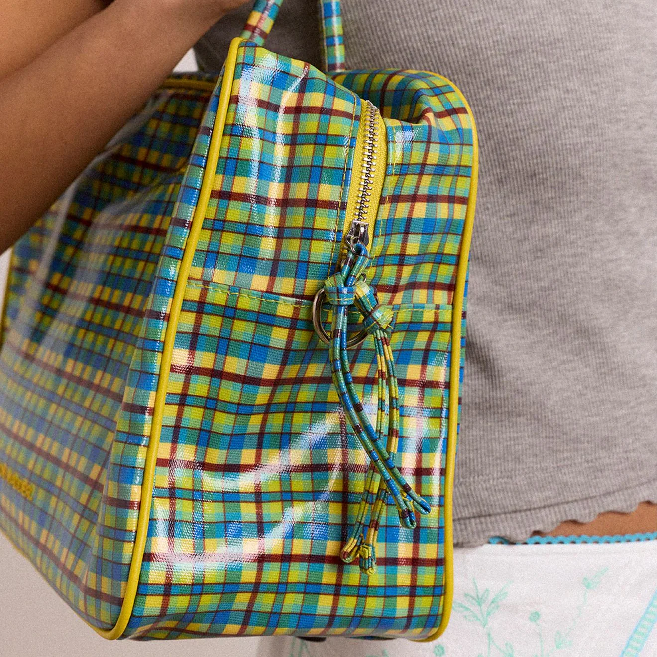 Damson Madder Truro Coated Holdall Zesty Check - Image 4