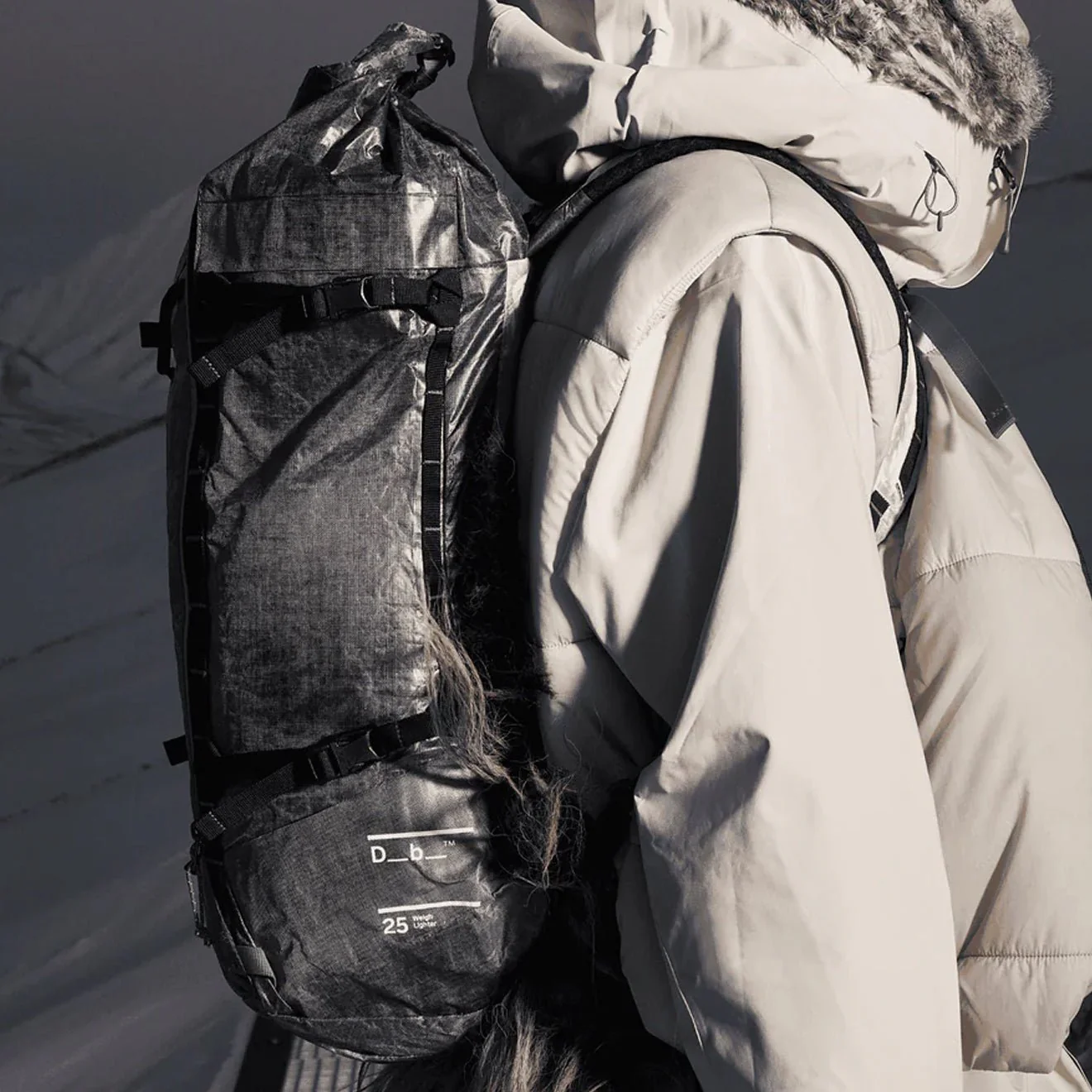 DB Weigh Lighter Backpack 25L Aurora - Image 8