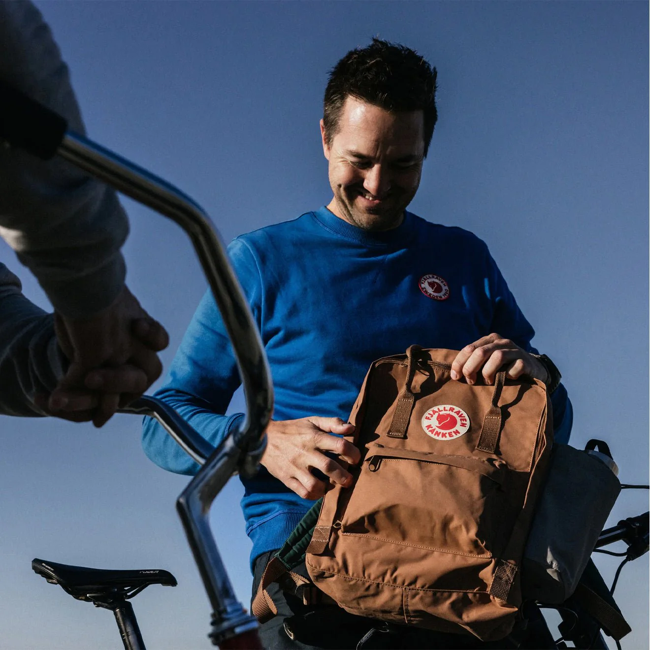 Fjallraven Kanken Classic Backpack Green - Image 7