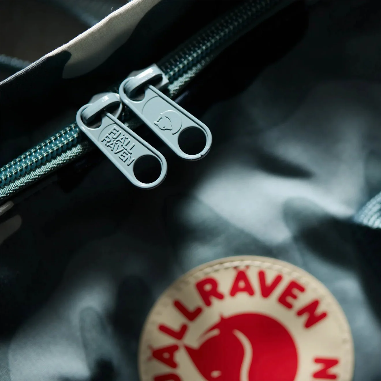 Fjallraven Kanken Graphics Backpack Nimbus Blue / Hidden Animals - Image 5