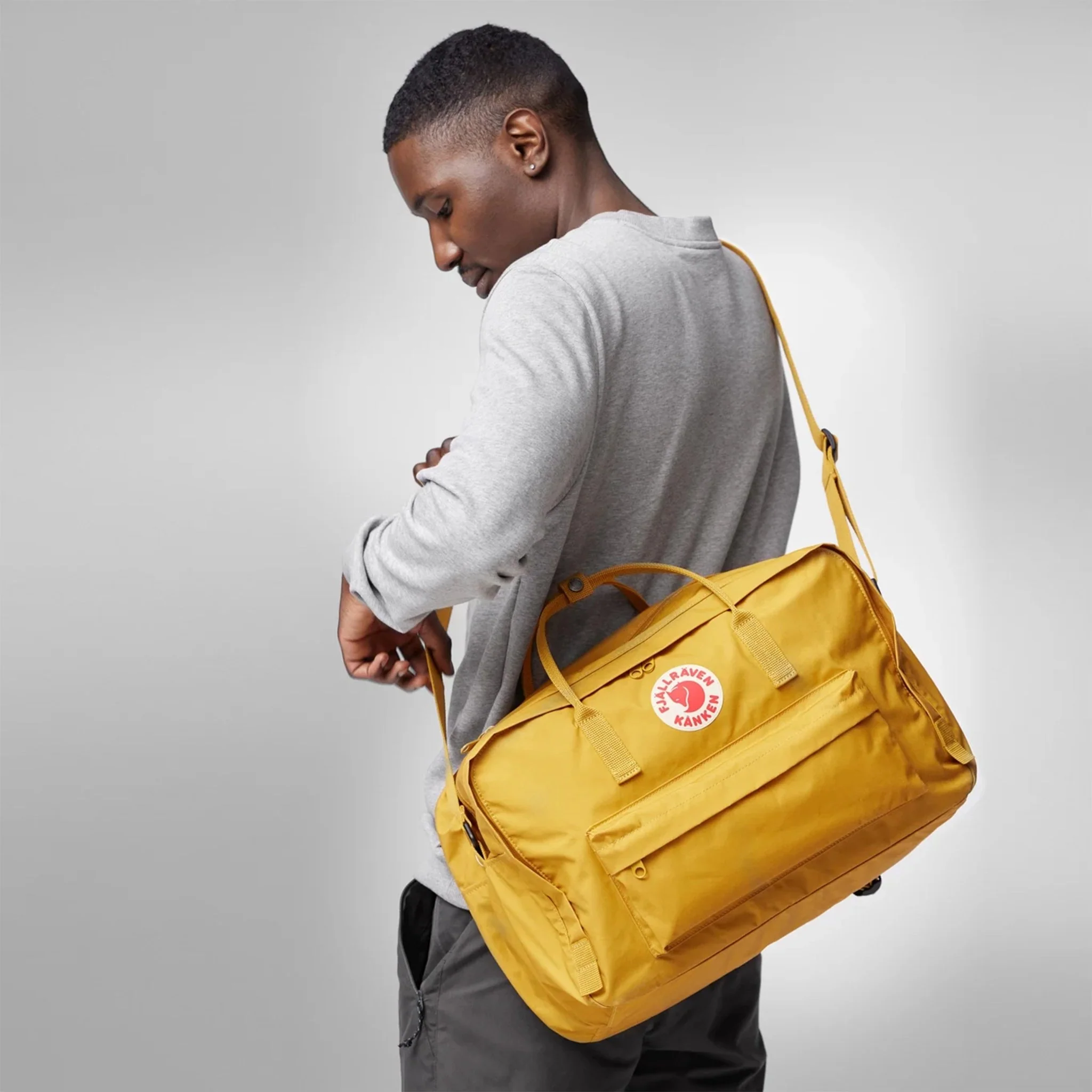 Fjallraven Kanken Weekender Bag Frost Green - Image 5