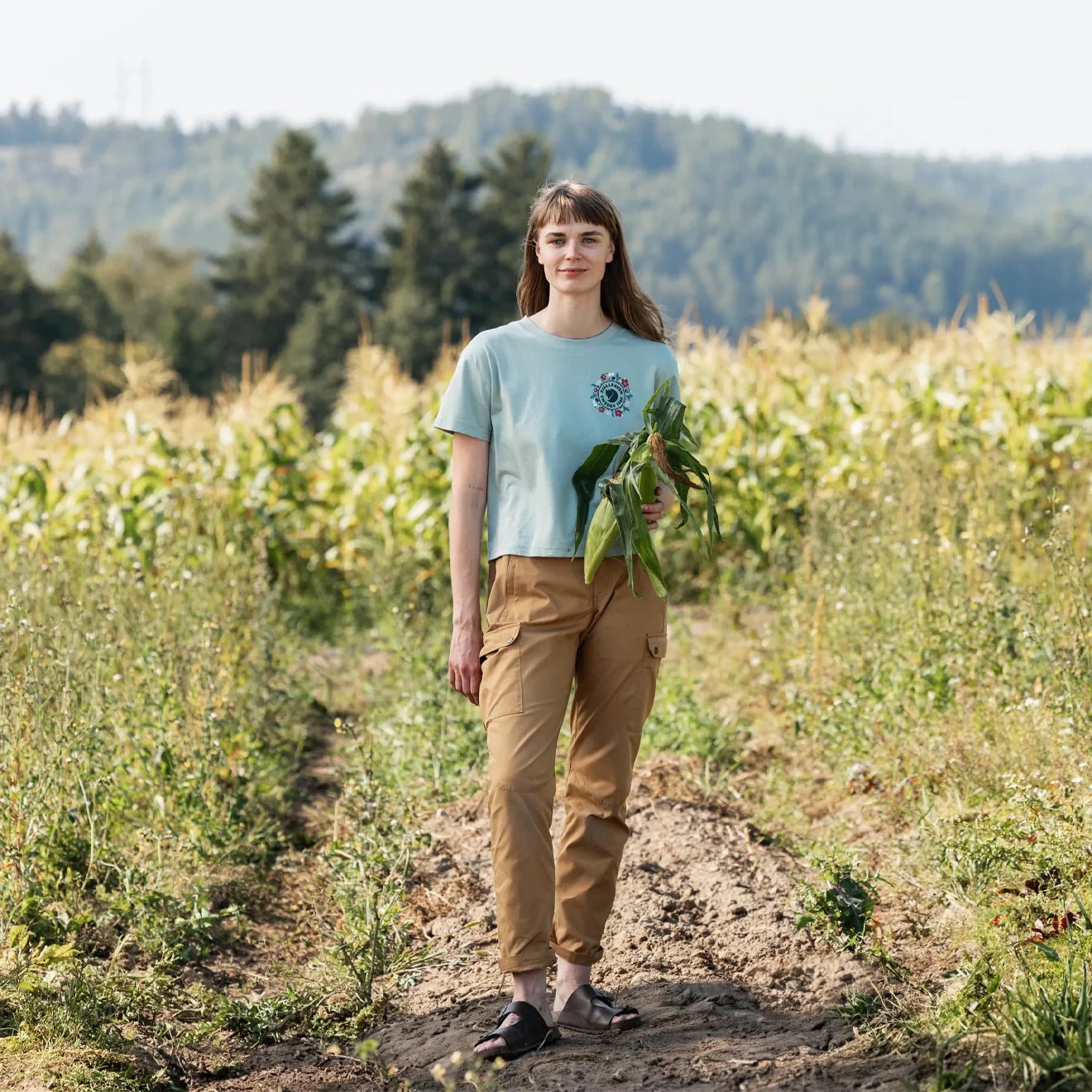 Fjallraven Womens Fjallblomster Logo T-shirt Misty Green - Image 3