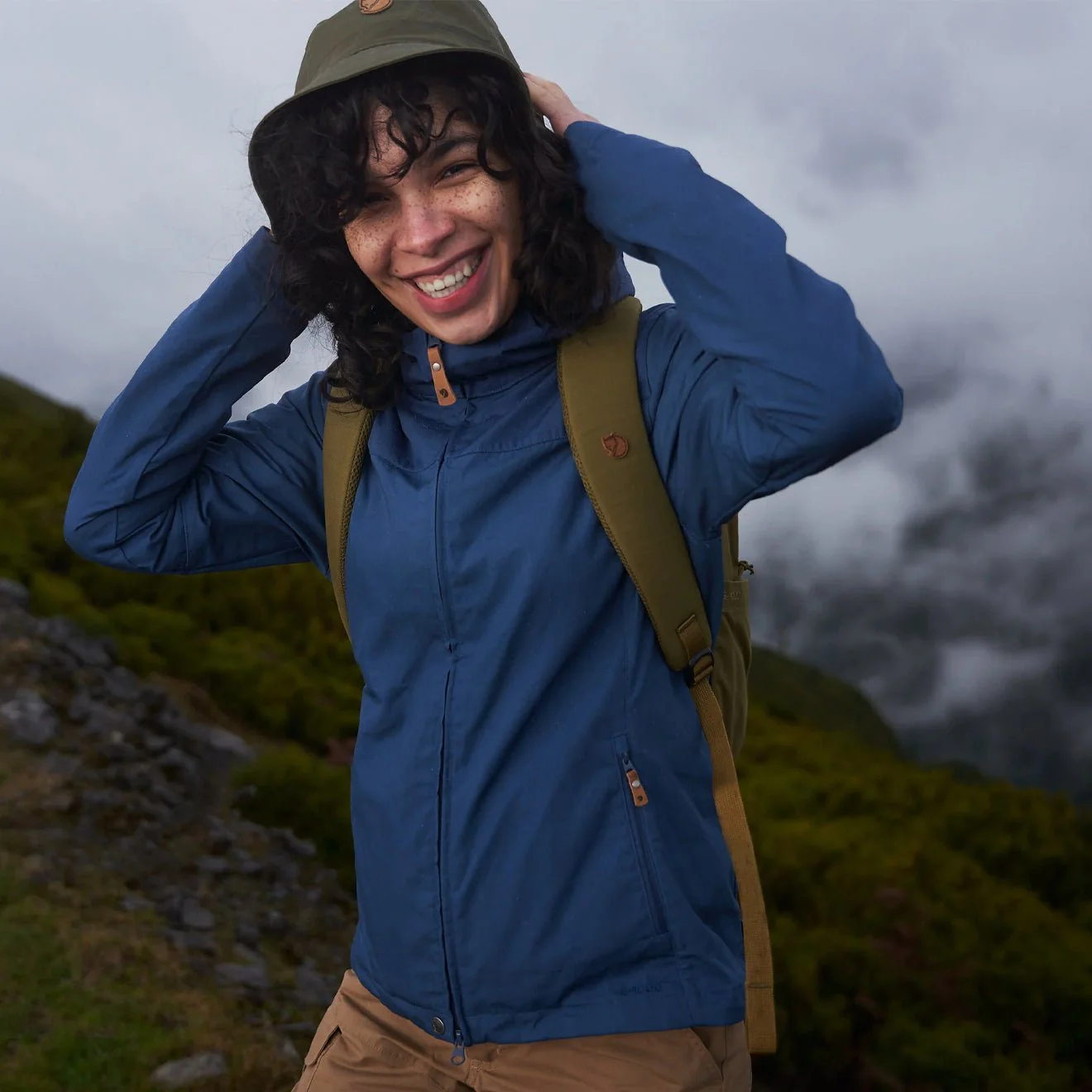 Fjallraven Womens Stina Jacket Fossil - Image 8