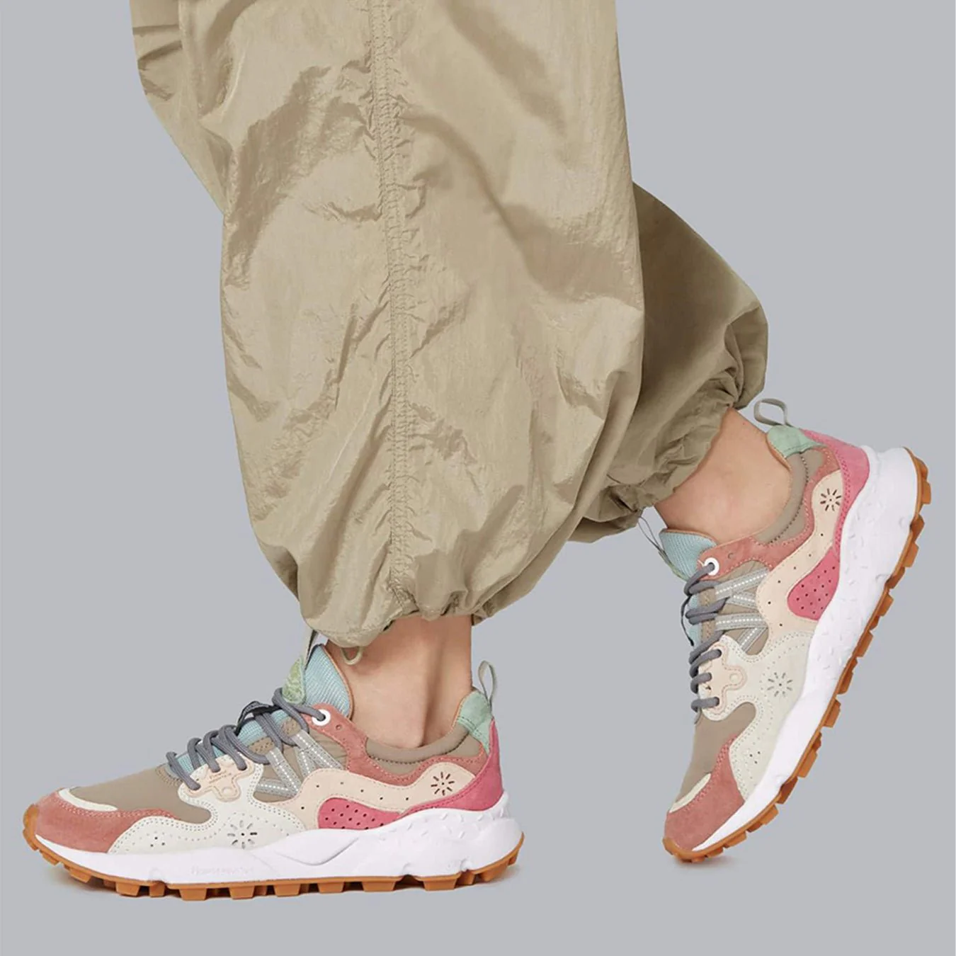 Flower Mountain Womens Yamano 3 Trainer Cipria-Multi - Image 6