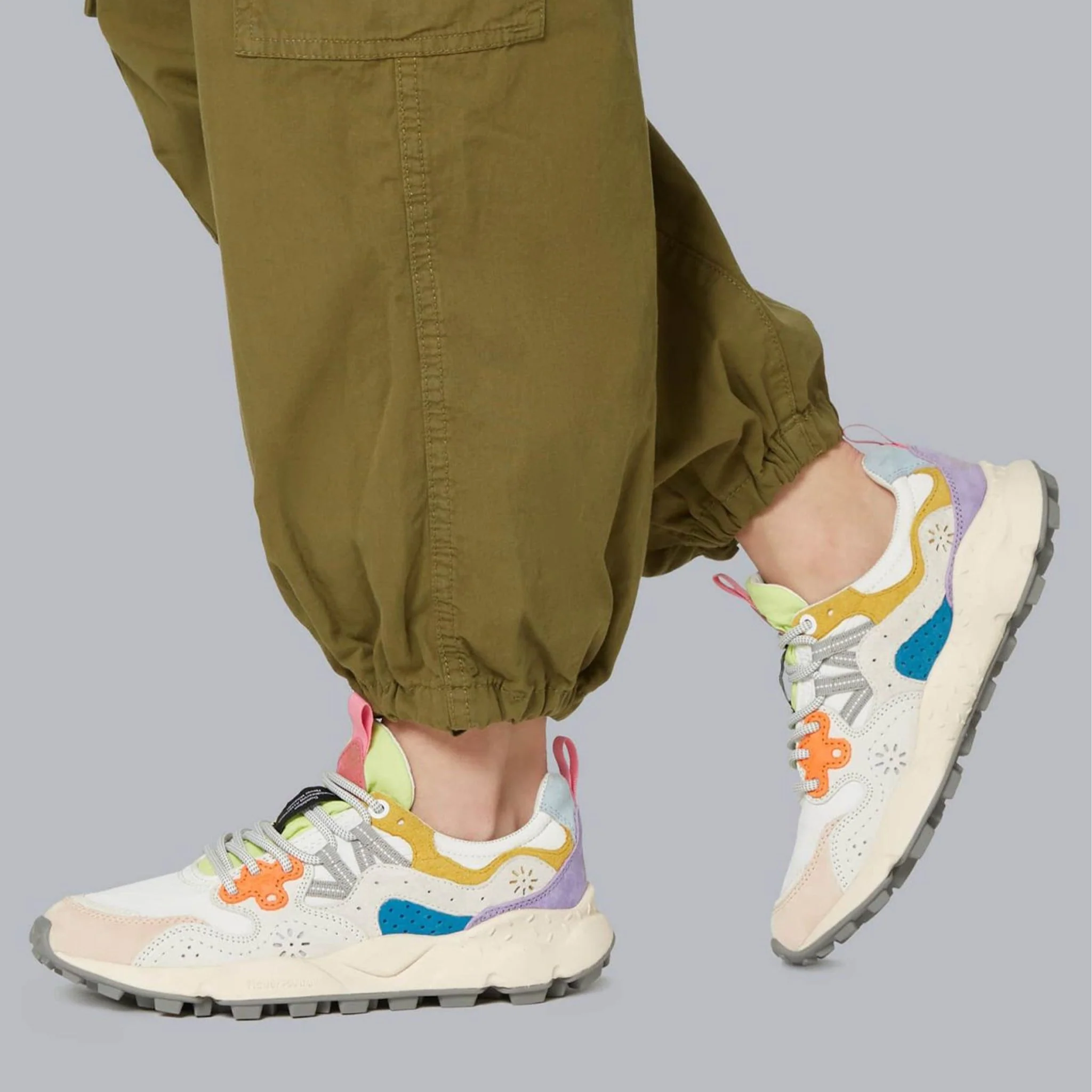 Flower Mountain Womens Yamano 3 Trainer White / Pink - Image 5