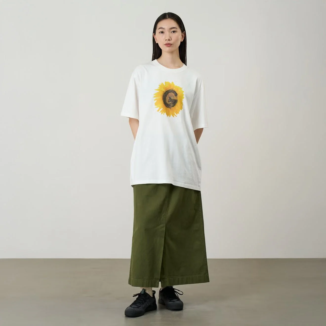 Gramicci G-Flower Tee White - Image 2