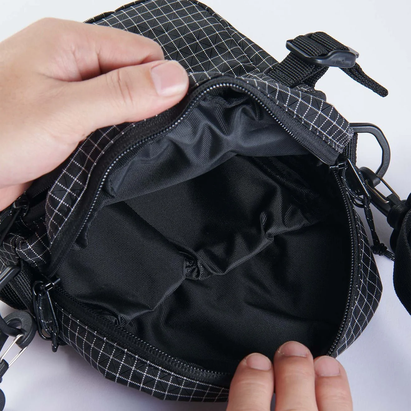 Gramicci Ripstop Mini Shoulder Bag Rip-Stop Black - Image 3