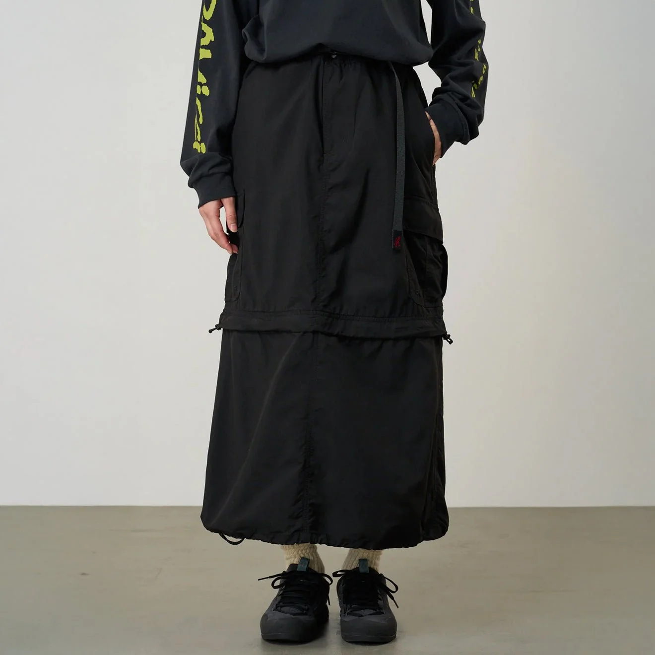 Gramicci Womens Convertible Cargo Skirt Black - Image 3