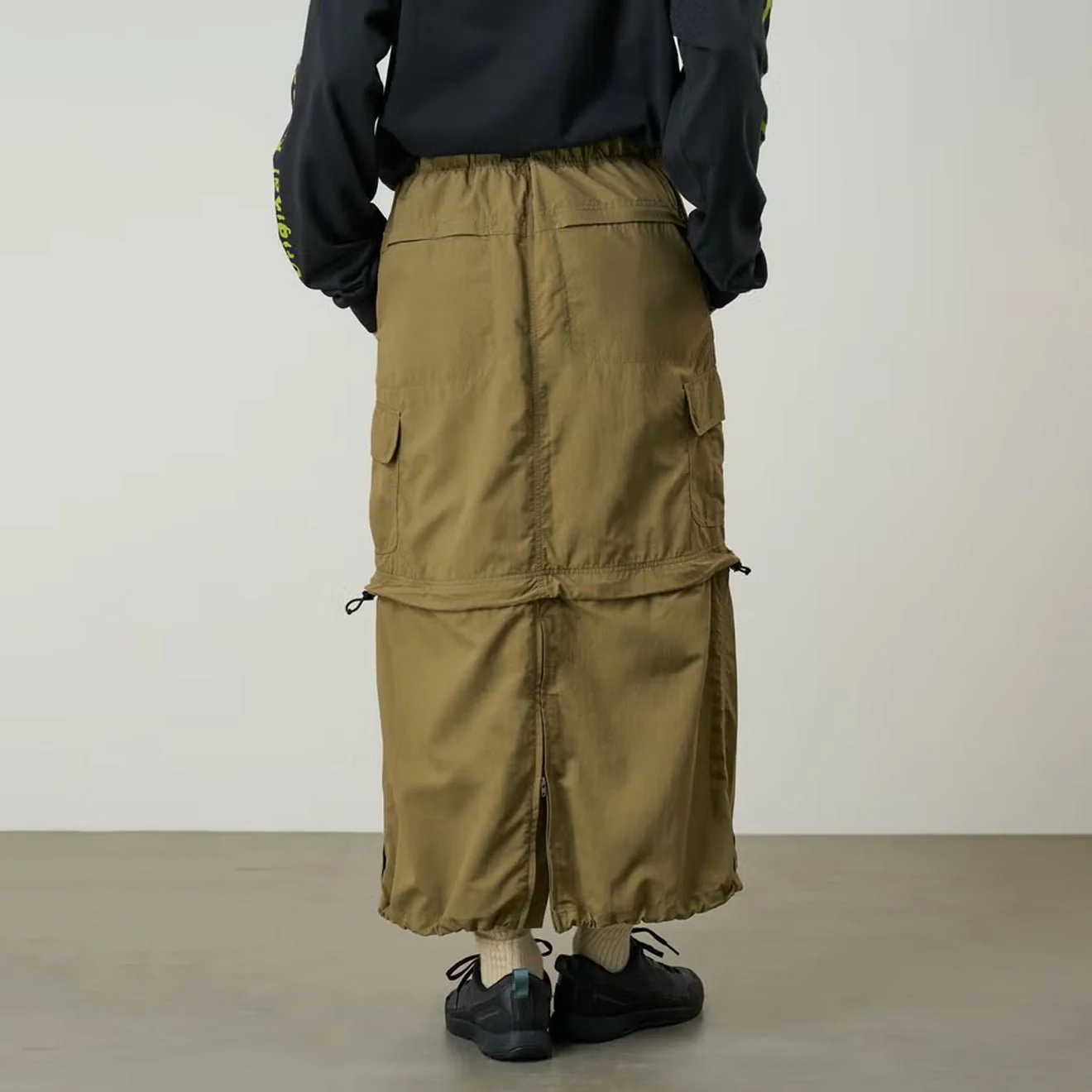 Gramicci Womens Convertible Cargo Skirt Khaki - Image 4