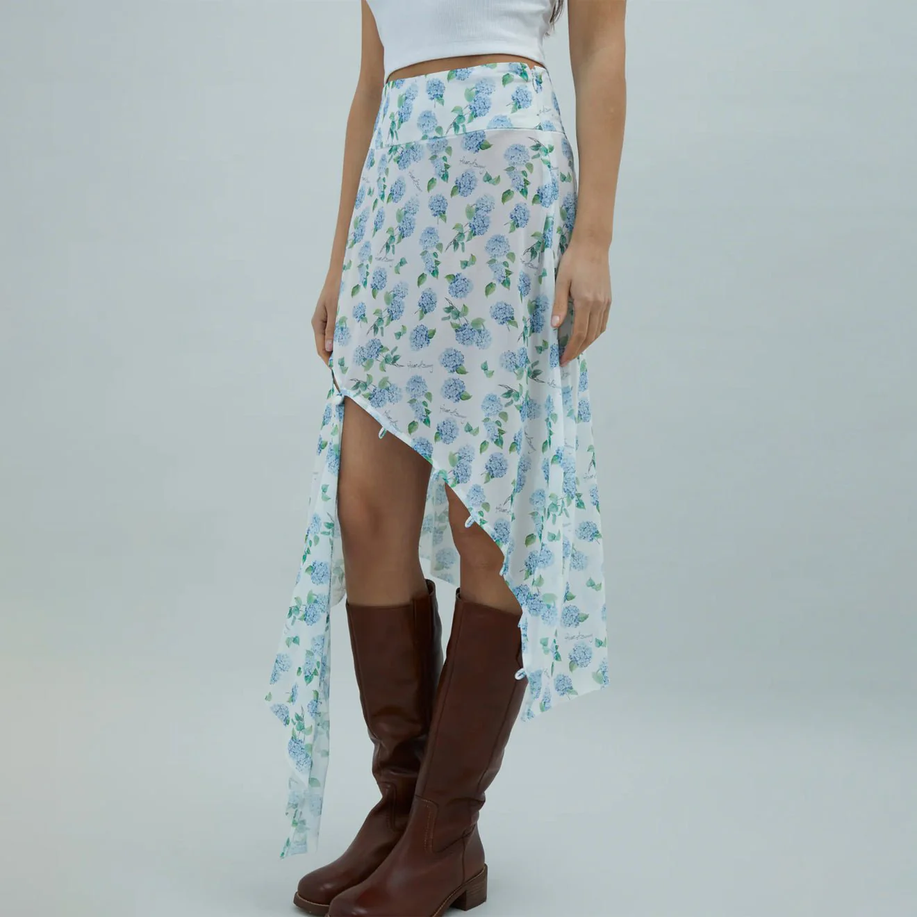 House of Sunny Hydrangea Asymmetric Mesh Skirt Soft Blue - Image 4