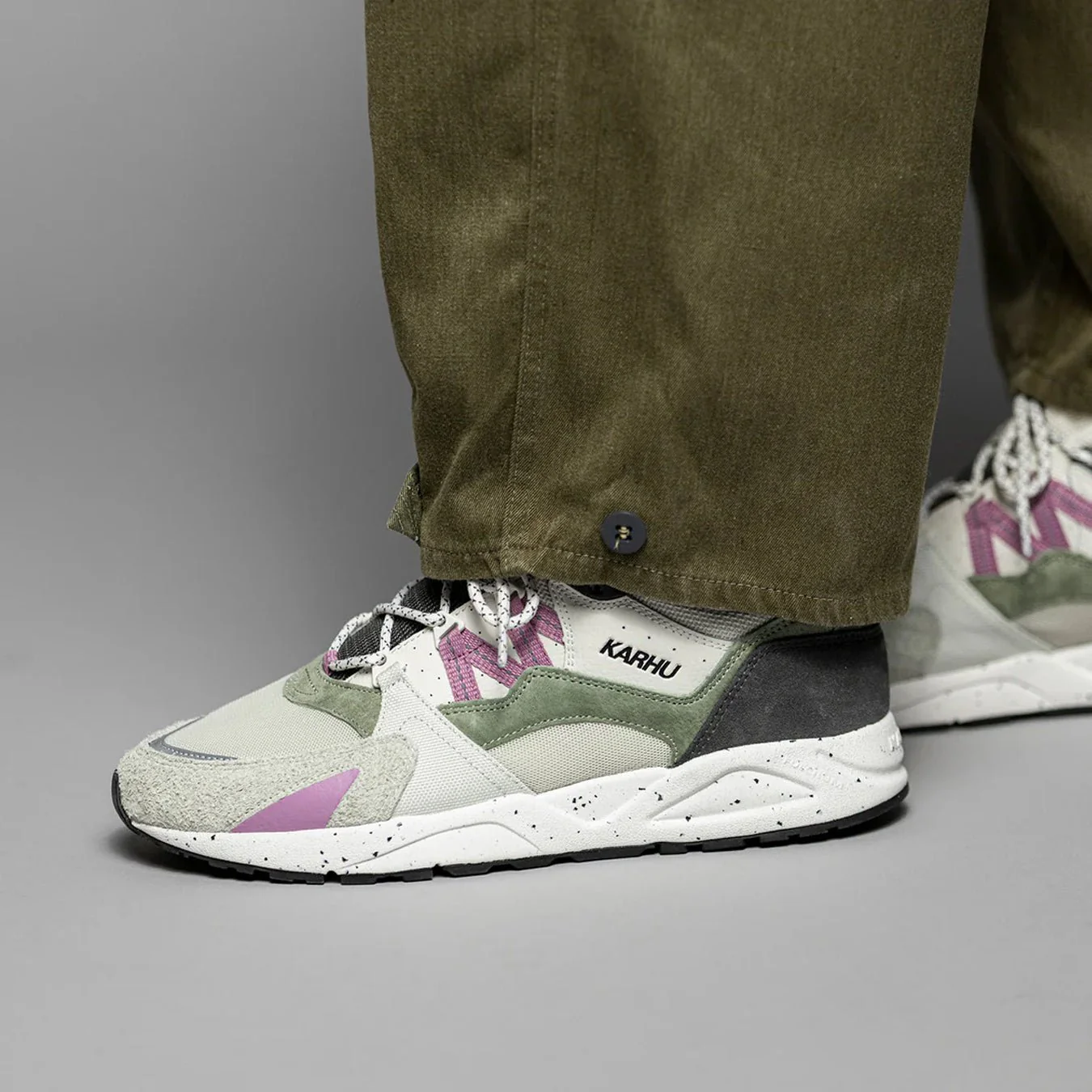 Karhu Womens Fusion 2.0 Dark Gull Gray / Lillas - Image 7