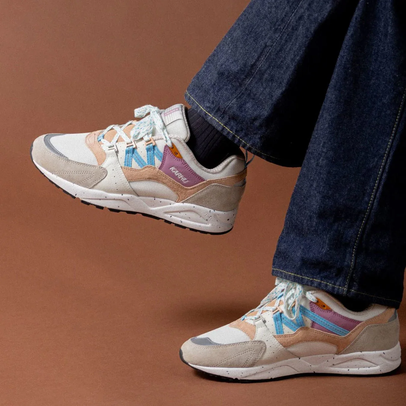 Karhu Womens Fusion 2.0 Trainer Silver Lining / Milky Blue - Image 7