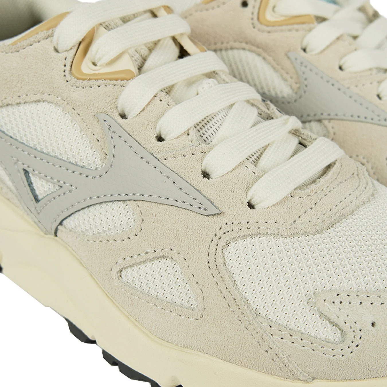 Mizuno Womens Sky Medal Trainer Snow White / Harbor Mist / Sterling Blue - Image 2