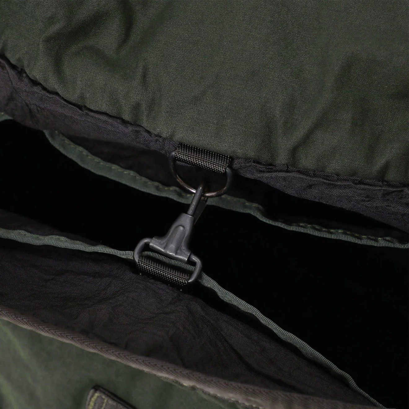 Porter-Yoshida and Co Crag Messenger Bag L Navy - Image 5