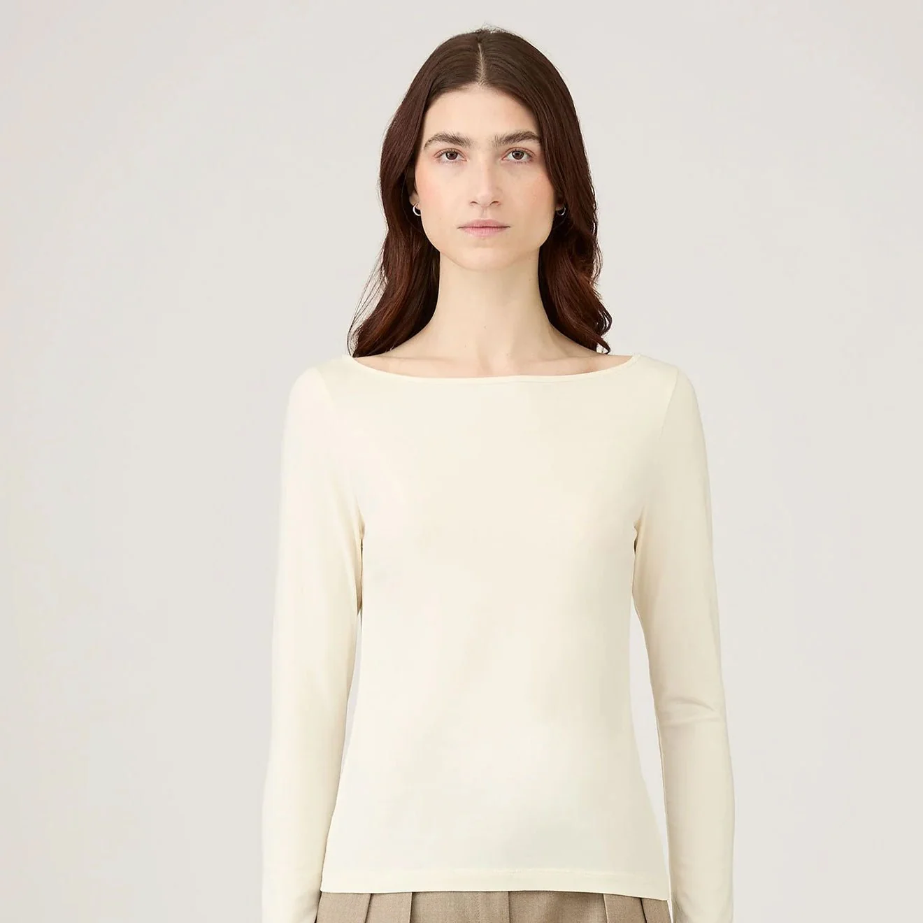 Sunspel Womens Slash Neck L/S Top Ecru - Image 2