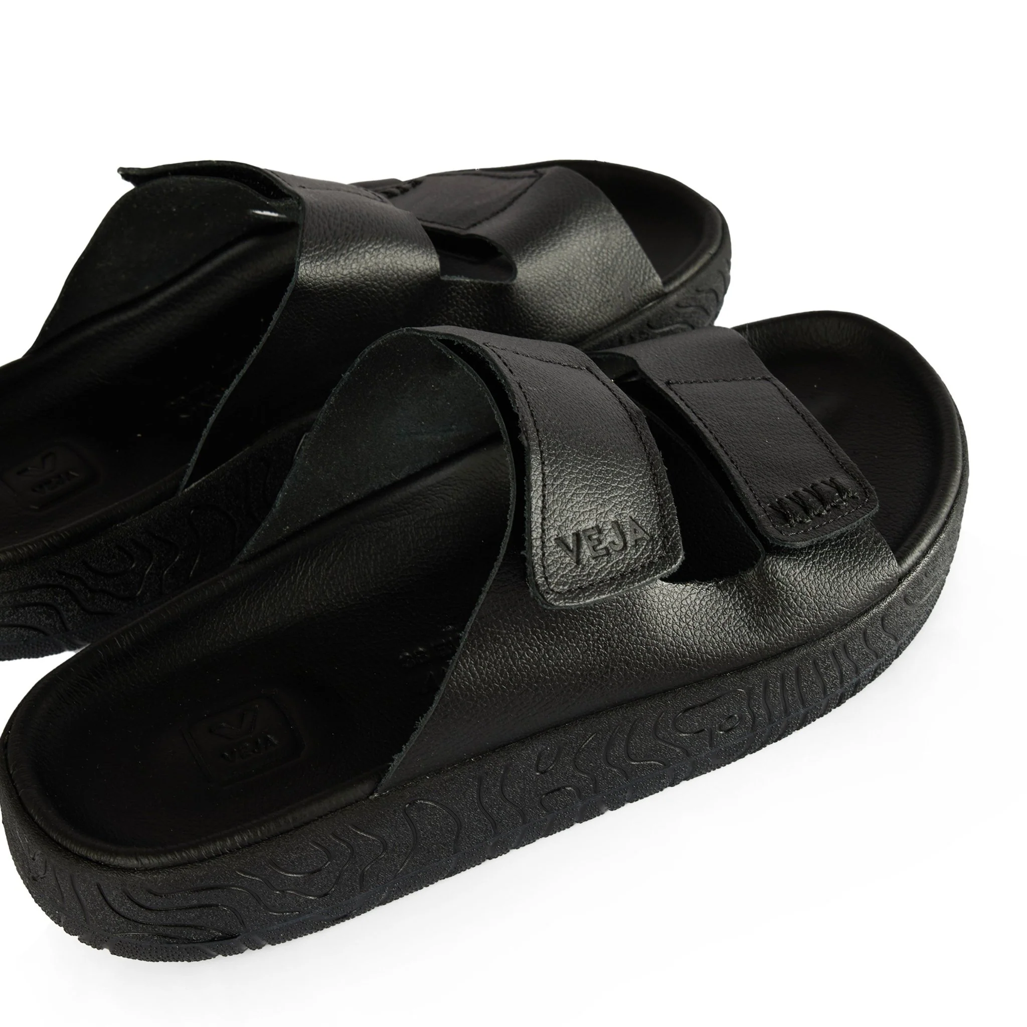 Veja Womens Etna Full-Black - Image 4