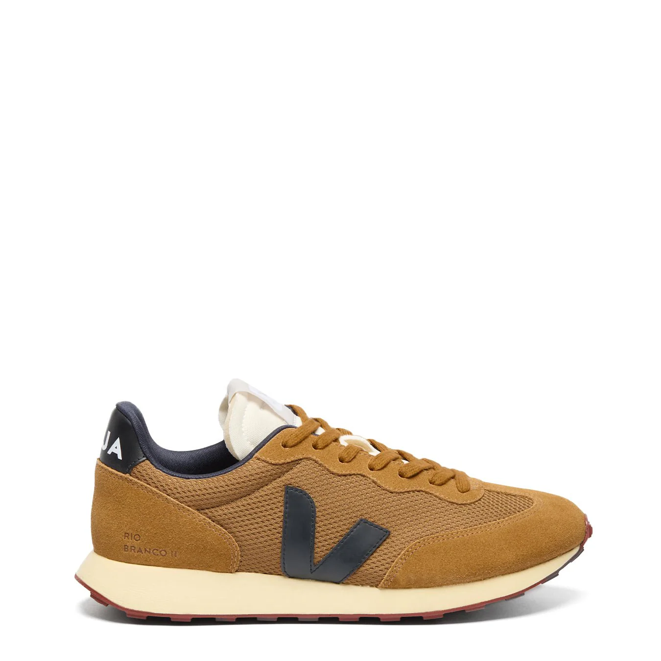 Veja Womens Rio Branco II Alveomesh Trainer Tent Black