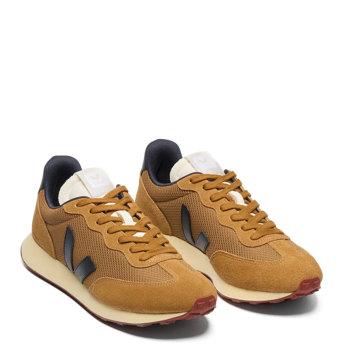 Veja Womens Rio Branco II Alveomesh Trainer Tent Black - Image 2