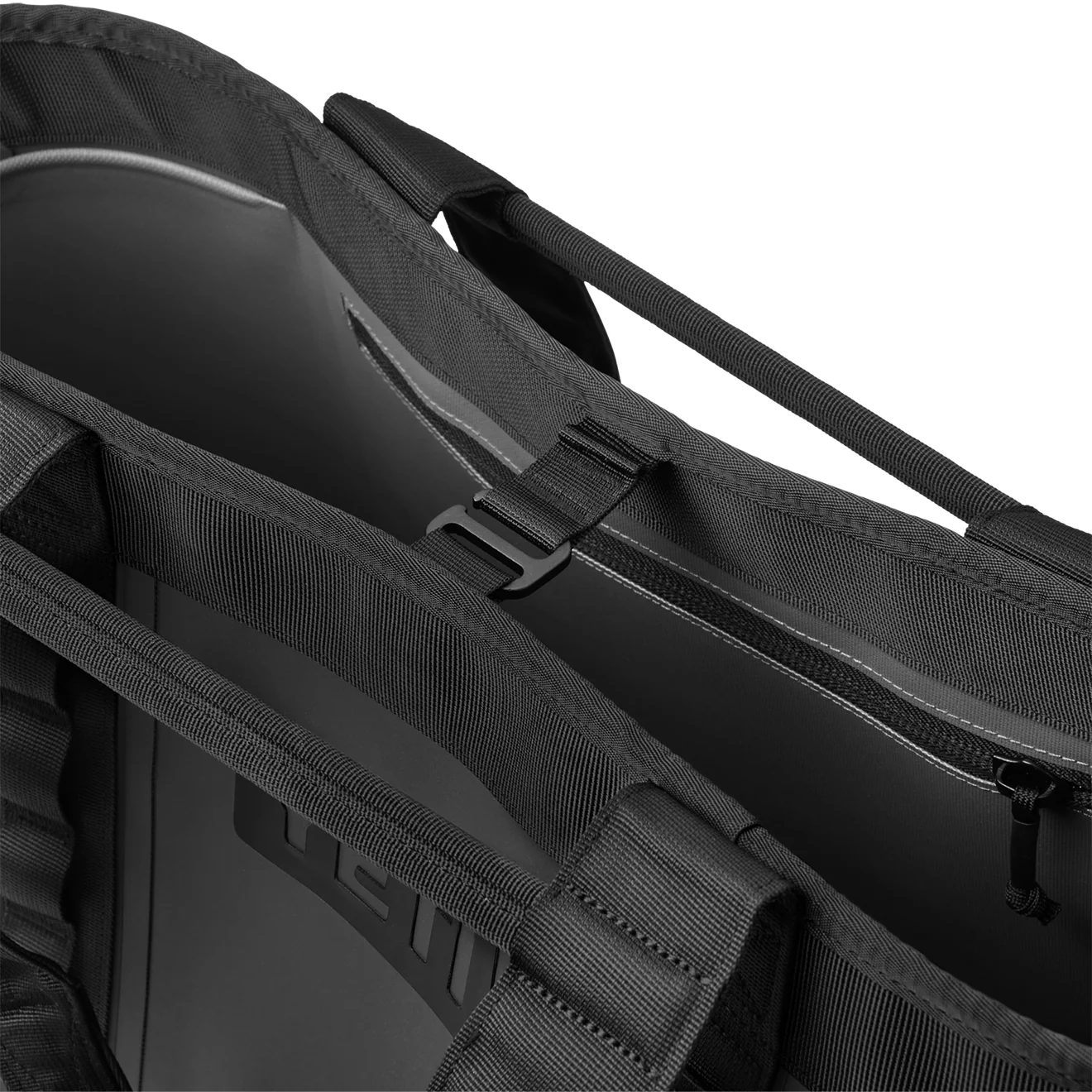 YETI Camino 35L Carryall Black - Image 7